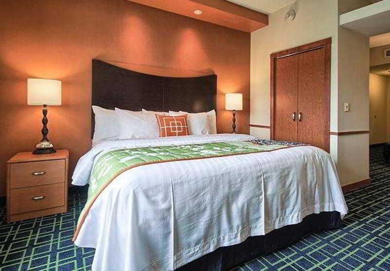 Fairfield Inn & Suites Huntingdon Raystown Lake Room photo