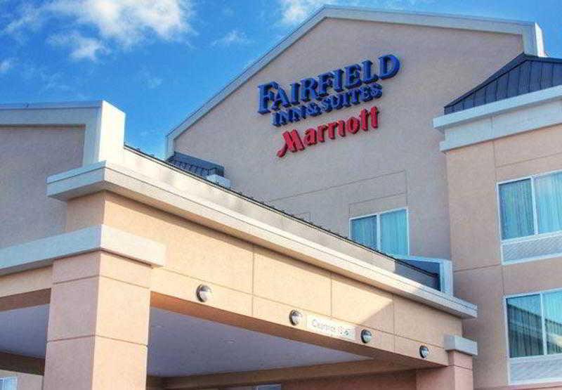 Fairfield Inn & Suites Huntingdon Raystown Lake Exterior photo